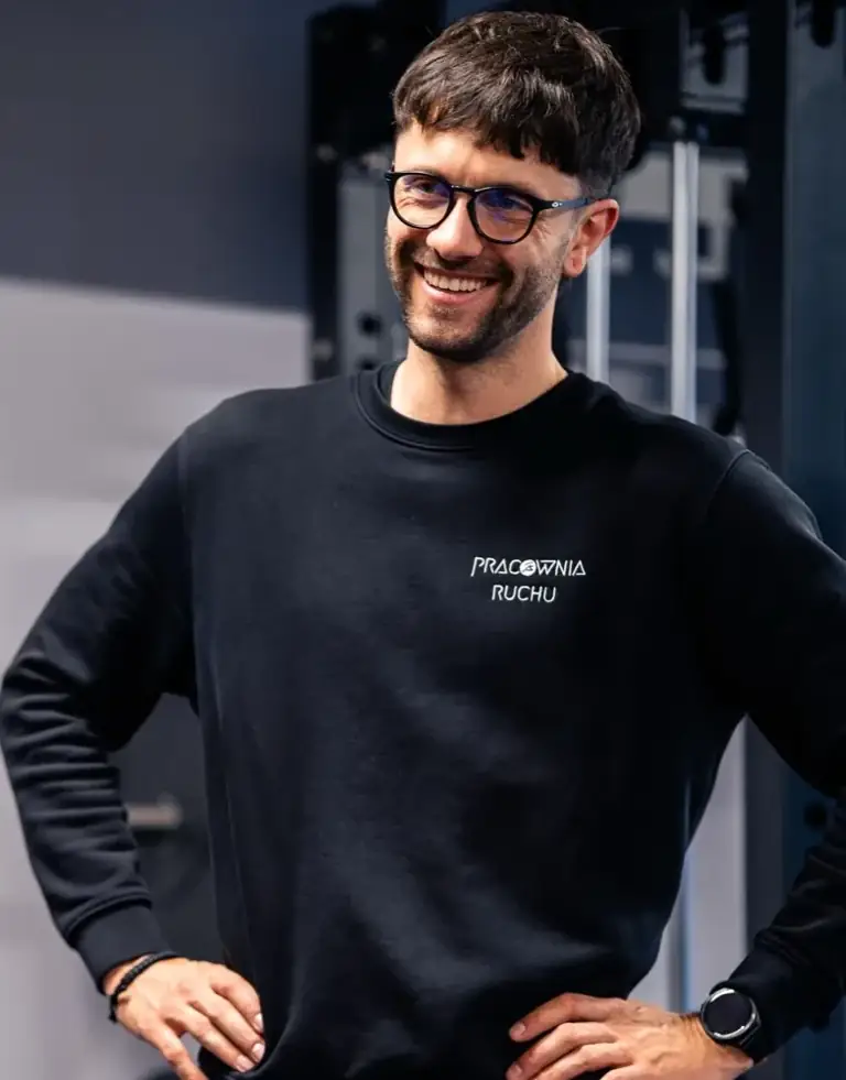 Trener Pracowni Ruchu w studiu treningu i fizjoterapii w Krakowie